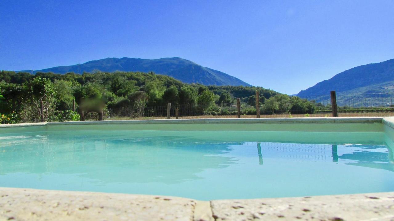 Agriturismo "Borgo Madonna Degli Angeli" - Charming Cottages In The Gardens ! Tocco da Casauria Exterior photo