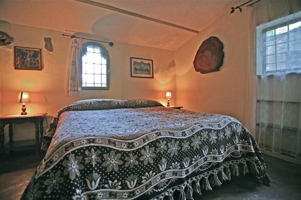 Agriturismo "Borgo Madonna Degli Angeli" - Charming Cottages In The Gardens ! Tocco da Casauria Exterior photo
